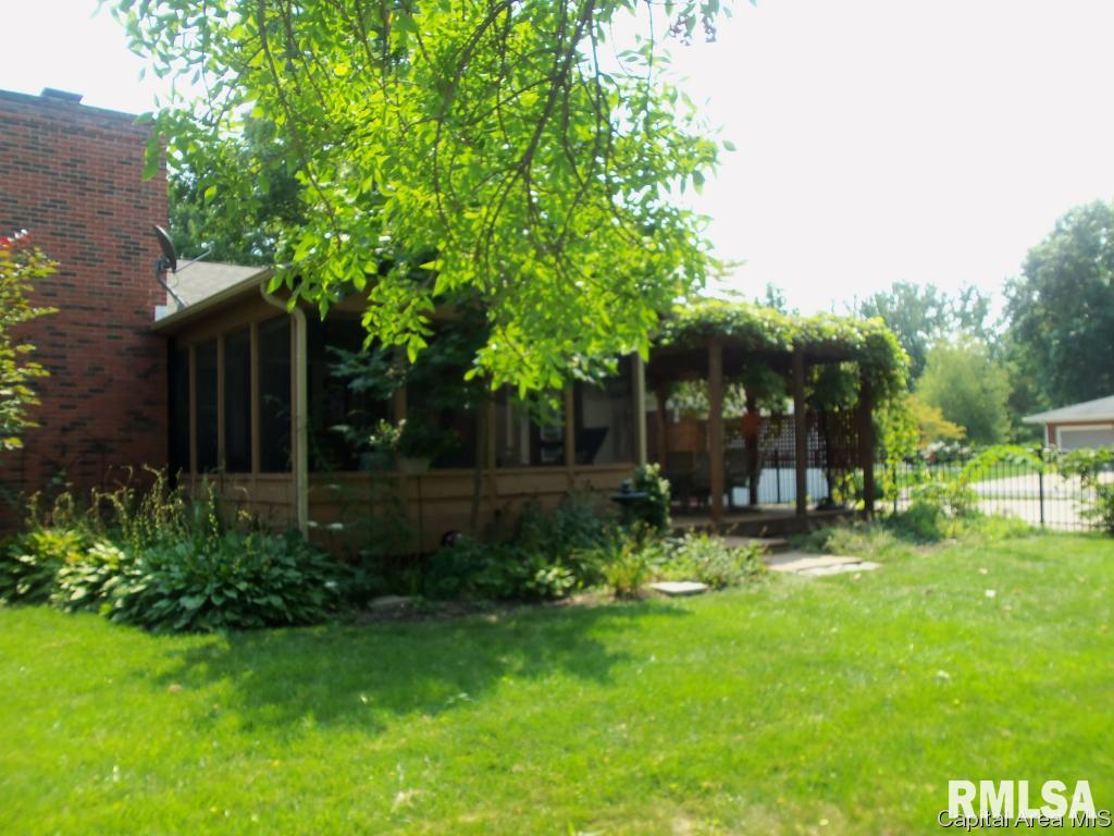 1991 Warson Road Springfield, IL 62704 - Photo 13 of 14