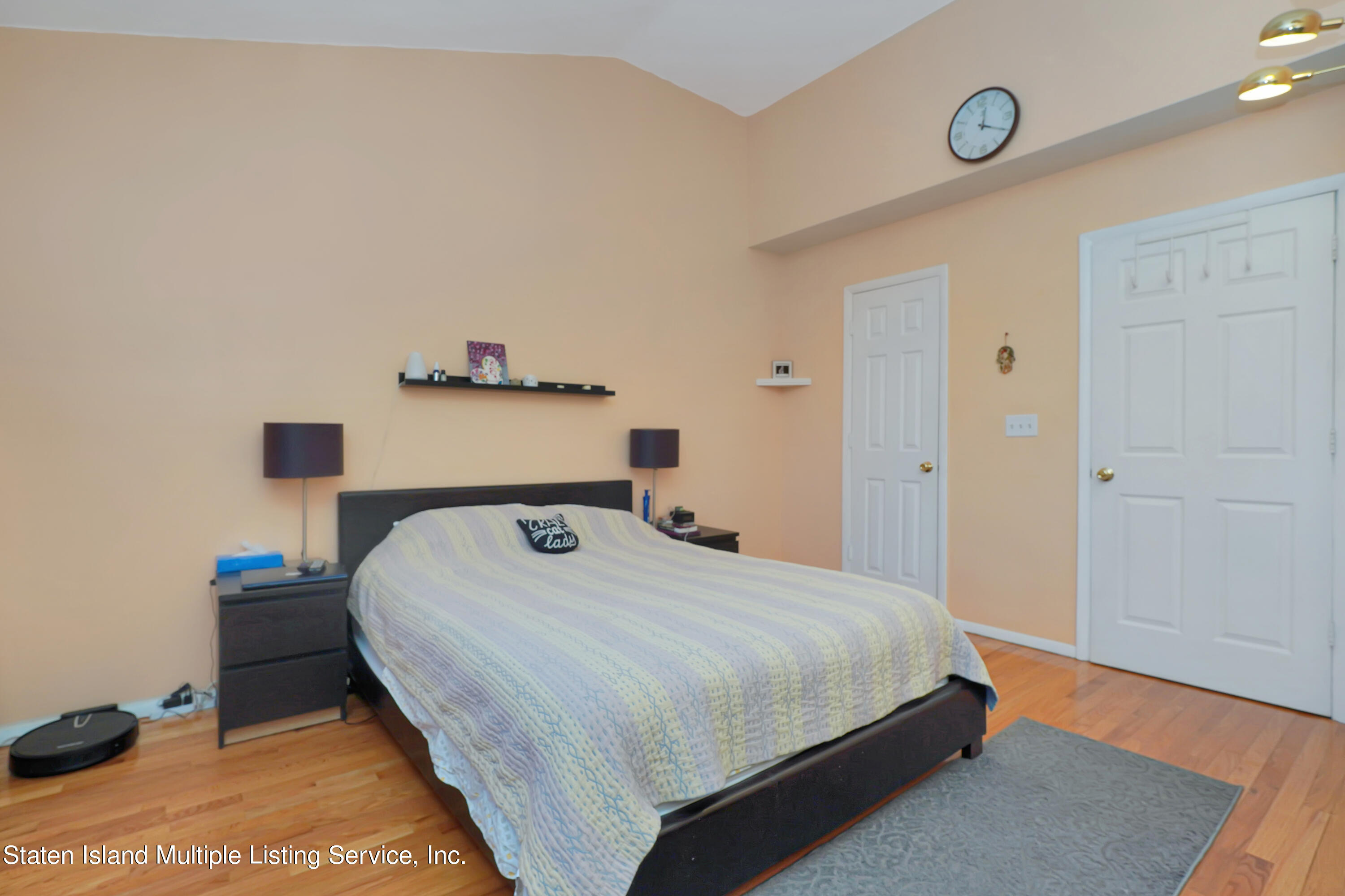985 West Fingerboard Road Staten Island, NY 10304 - Photo 14 of 33 (15) BEDROOM