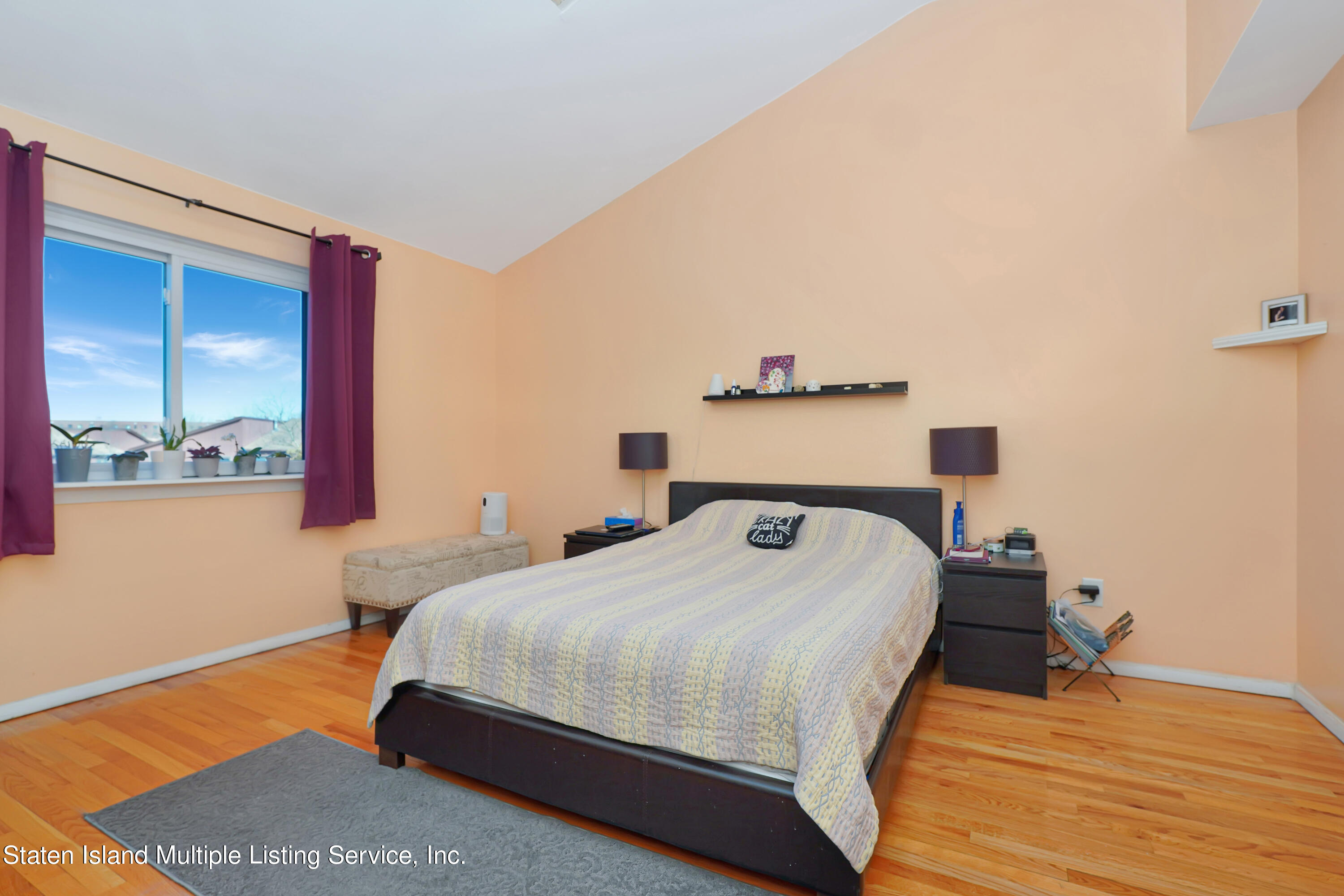 985 West Fingerboard Road Staten Island, NY 10304 - Photo 16 of 33 (16) BEDROOM