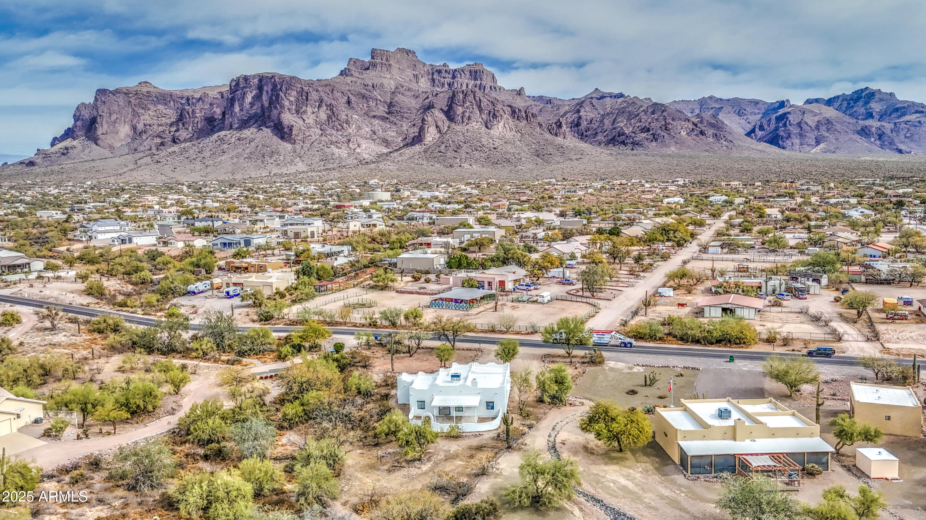 310 North Mountain View Road Apache Junction, AZ 85119 - Photo 40 of 46 47