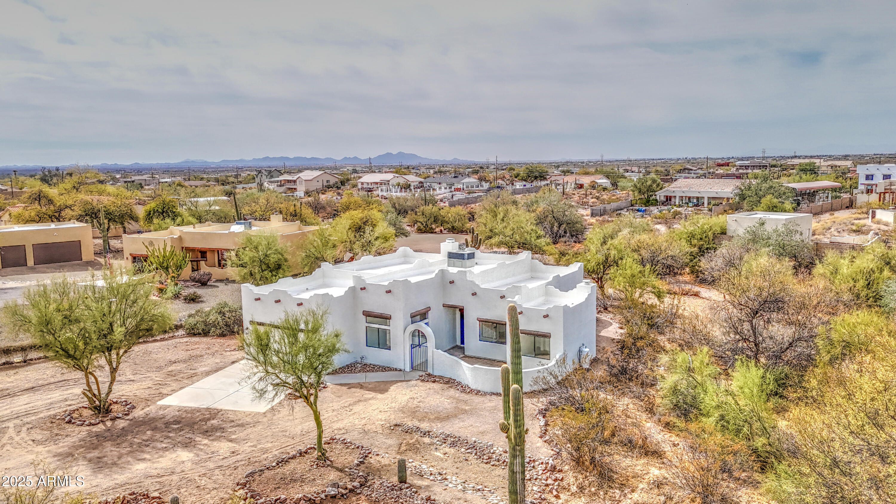 310 North Mountain View Road Apache Junction, AZ 85119 - Photo 4 of 46 1