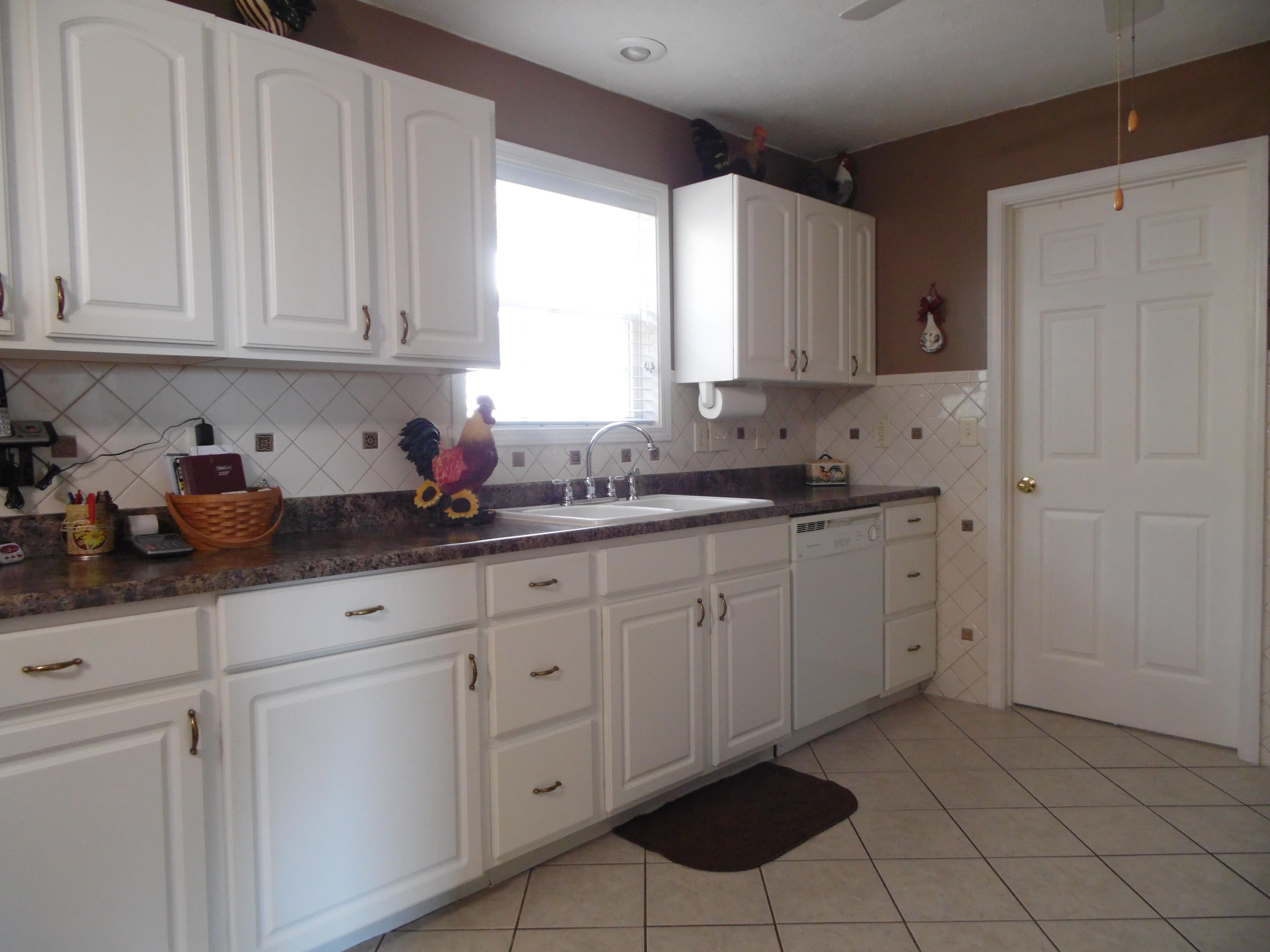 259 Mariner Point Road La Follette, TN 37766 - Photo 5 of 30 Kitchen