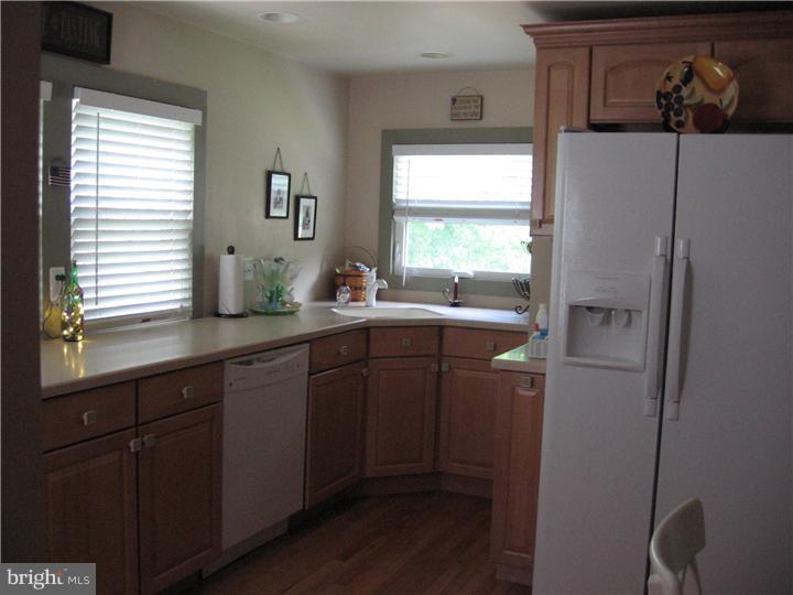 72 Clementon Road West Gibbsboro, NJ 08026 - Photo 4 of 12 Gallery Image 4
