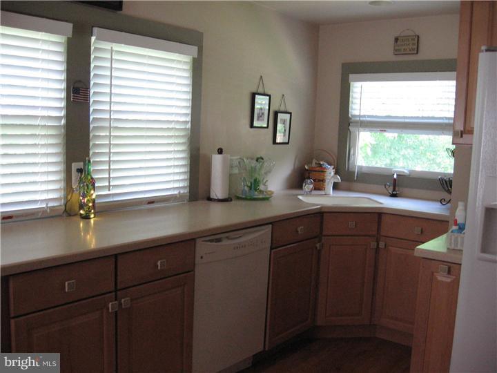 72 Clementon Road West Gibbsboro, NJ 08026 - Photo 5 of 12 Gallery Image 5