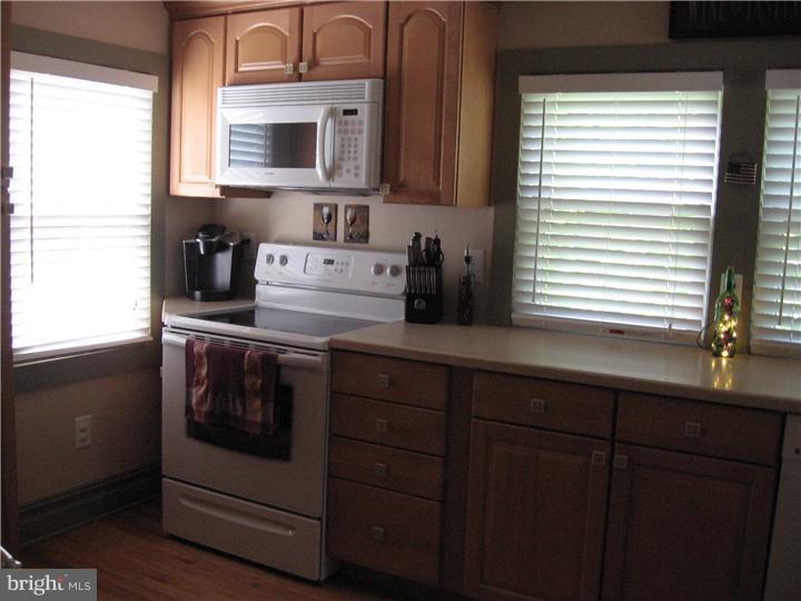 72 Clementon Road West Gibbsboro, NJ 08026 - Photo 7 of 12 Gallery Image 7