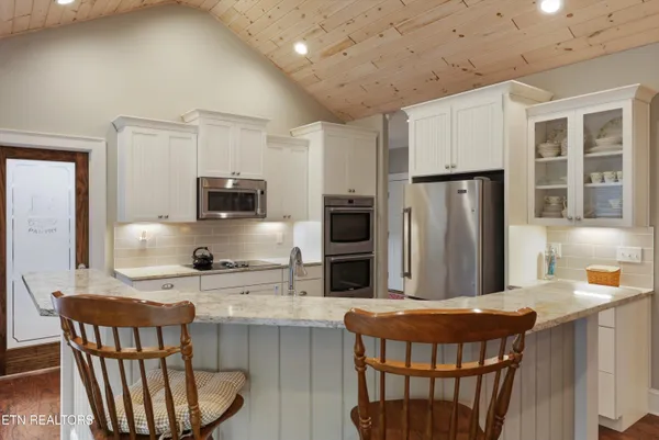 $675,000 | 1221 Brighton Drive, Alcoa, TN 37701
