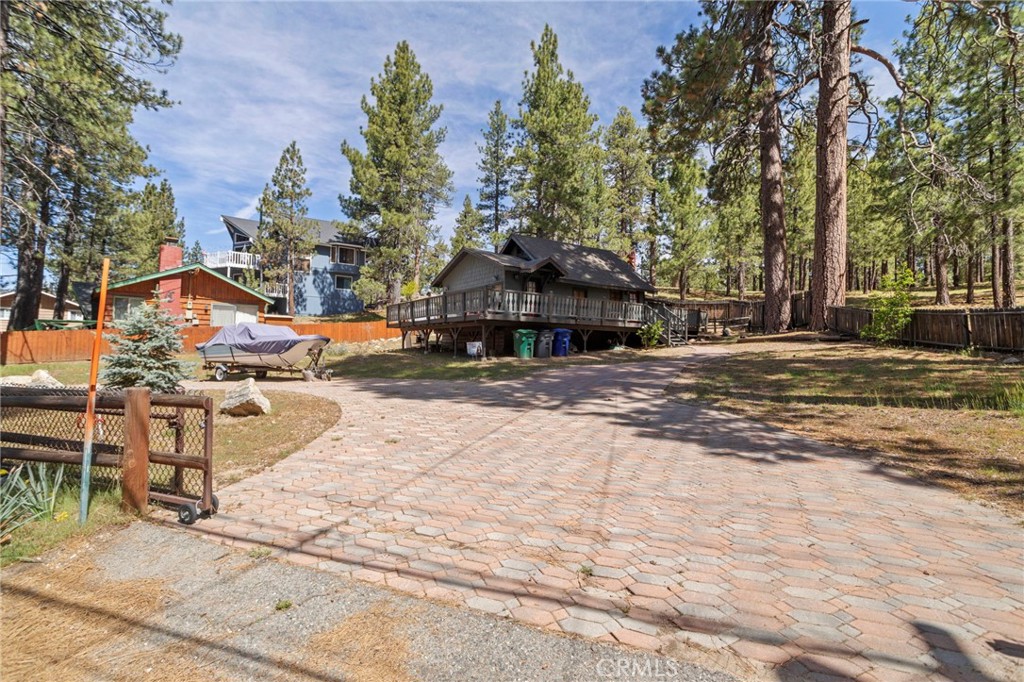 459 Edgemoor Road Big Bear Lake, CA 92315 - Photo 6 of 34