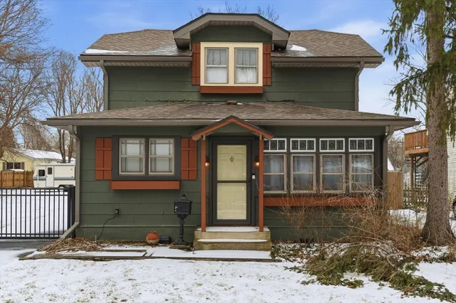 $329,900 | 42169 North 6th Avenue, Antioch, IL 60002