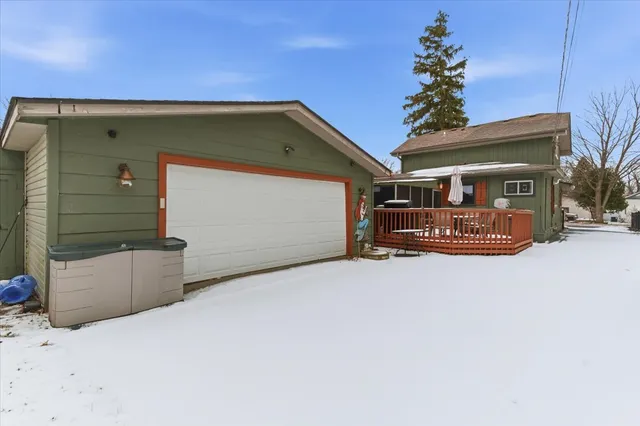 $329,900 | 42169 North 6th Avenue, Antioch, IL 60002