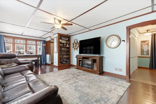 $329,900 | 42169 North 6th Avenue, Antioch, IL 60002