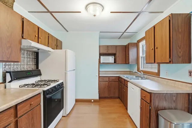 $329,900 | 42169 North 6th Avenue, Antioch, IL 60002