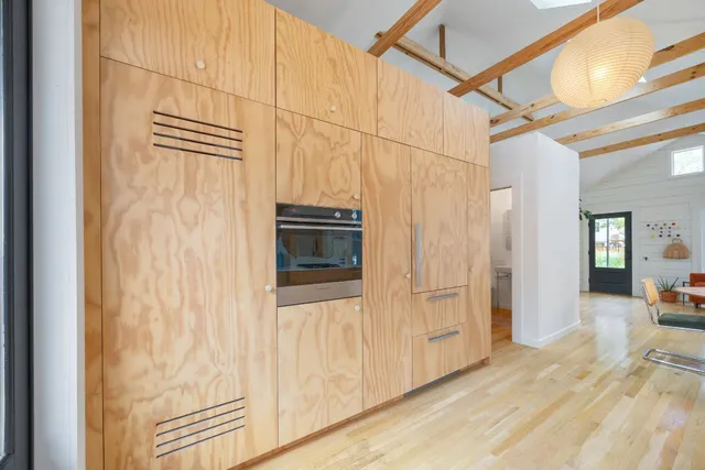 $699,000 | 810 Keasbey Street, Austin, TX 78751