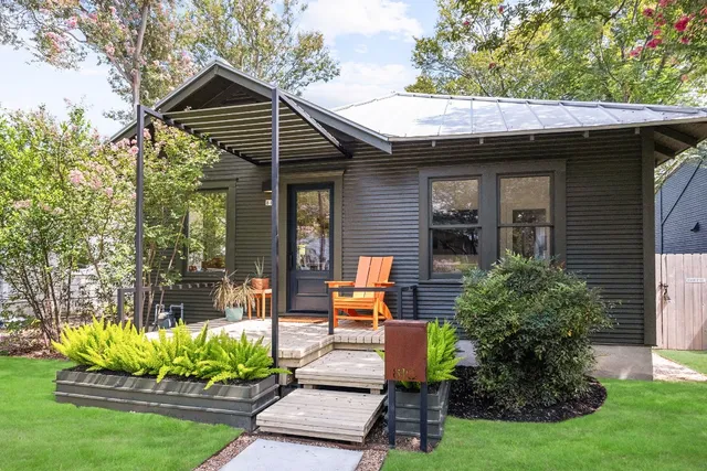 $699,000 | 810 Keasbey Street, Austin, TX 78751