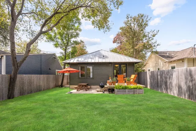 $699,000 | 810 Keasbey Street, Austin, TX 78751