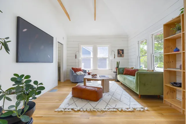 $699,000 | 810 Keasbey Street, Austin, TX 78751