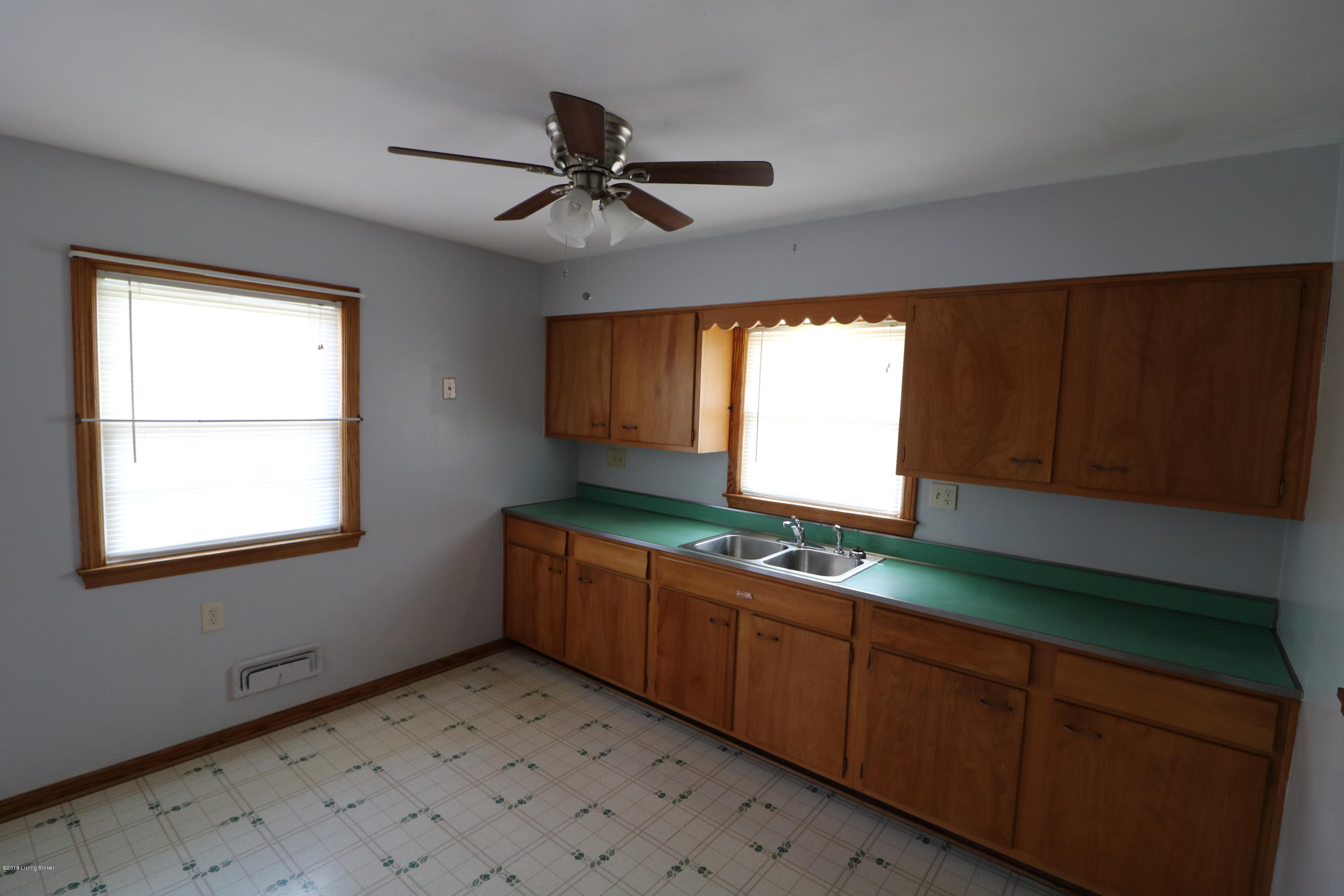 8606 Eula Road Louisville, KY 40219 - Photo 13 of 22 Kitchen