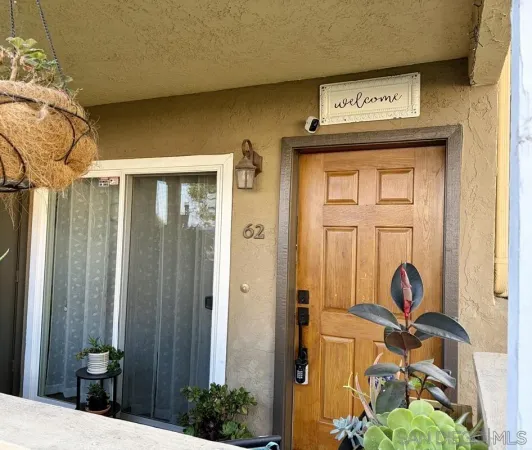 $479,000 | 5034 Los Morros Way, Unit 62, Oceanside, CA 92057
