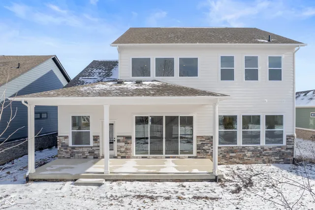 $899,638 | 19742 Chatham Shore Lane, Westfield, IN 46074