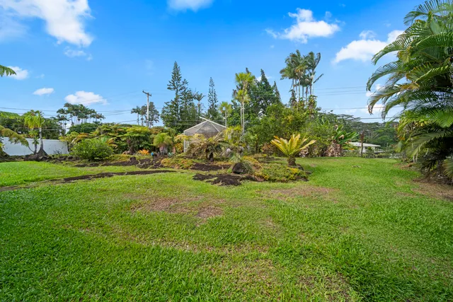 $854,000 | 1808 Waianuenue Avenue, Hilo, HI 96720