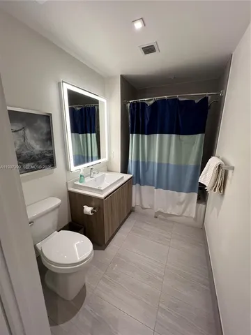 $4,850 | 2960 Northeast 207th Street, Unit 709, Aventura, FL 33180