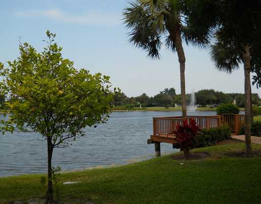 3309 Bridgewood Drive, Unit 3309 Boca Raton, FL 33434 - Photo 4 of 11 Additional Photo