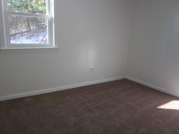 53 Mt Dumplin Road Thorndike, MA 01079 - Photo 8 of 15 Gallery Image 8