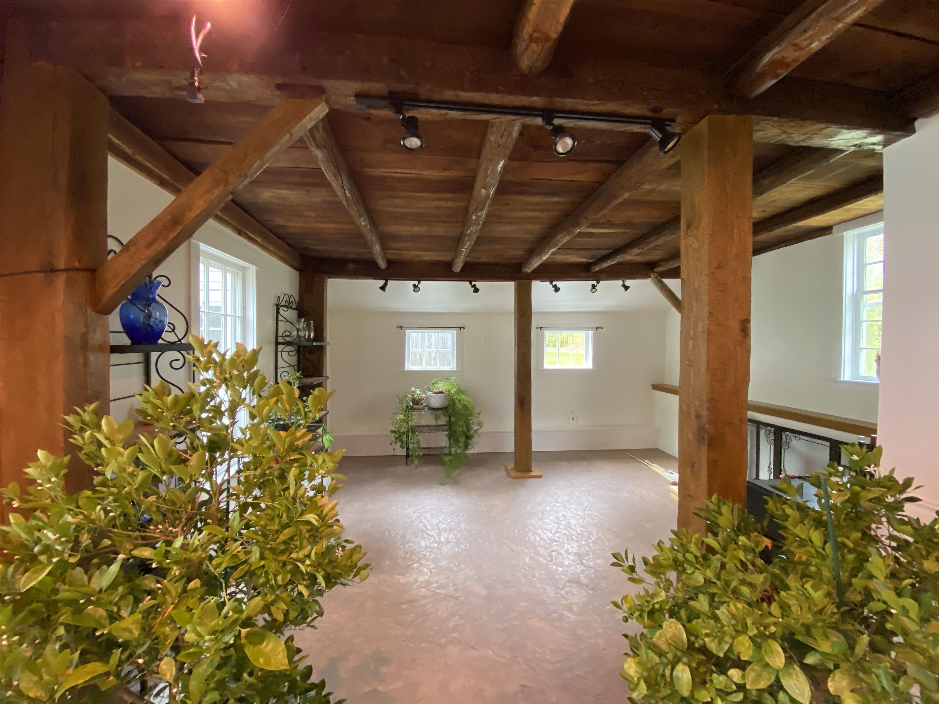 8 Silver Lake Road Hollis, NH 03049 - Photo 12 of 38