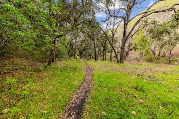 $775,000 | 28750 Underwood Road, Salinas, CA 93908