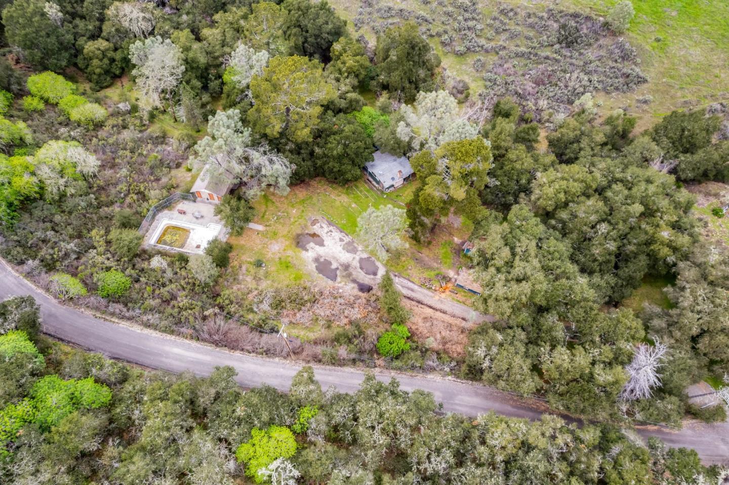 28750 Underwood Road Salinas, CA 93908 - Photo 54 of 71 a view of a garden with plants