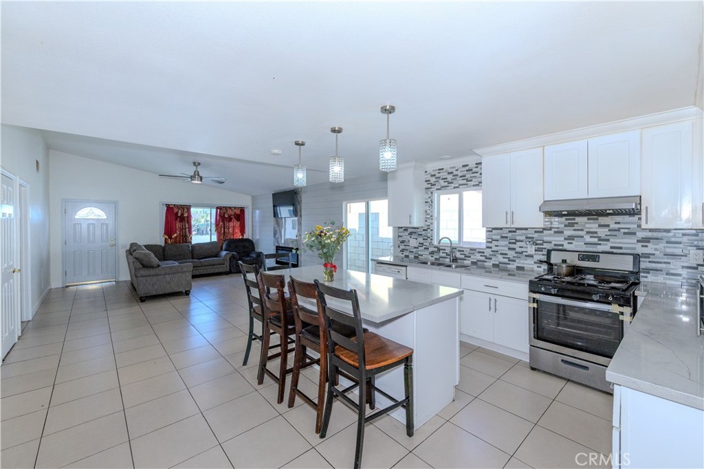 24201 Jagger Street Lake Forest, CA 92630 - Photo 4 of 26