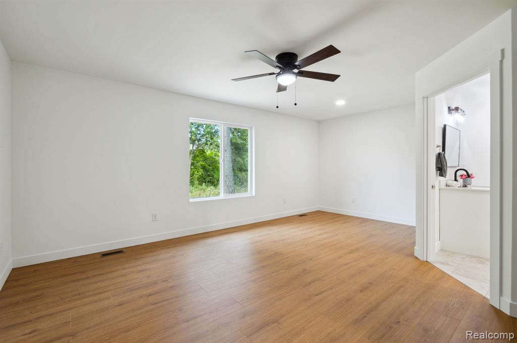 13375 Lenmoore Road Belleville, MI 48111 - Photo 13 of 29 Gallery Image 13