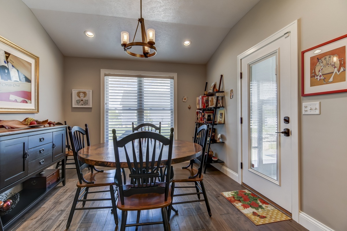 4829 Chestnut Drive Springfield, IL 62711 - Photo 15 of 44 Gallery Image 15