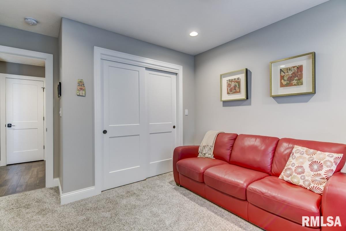 4829 Chestnut Drive Springfield, IL 62711 - Photo 24 of 44 Gallery Image 24