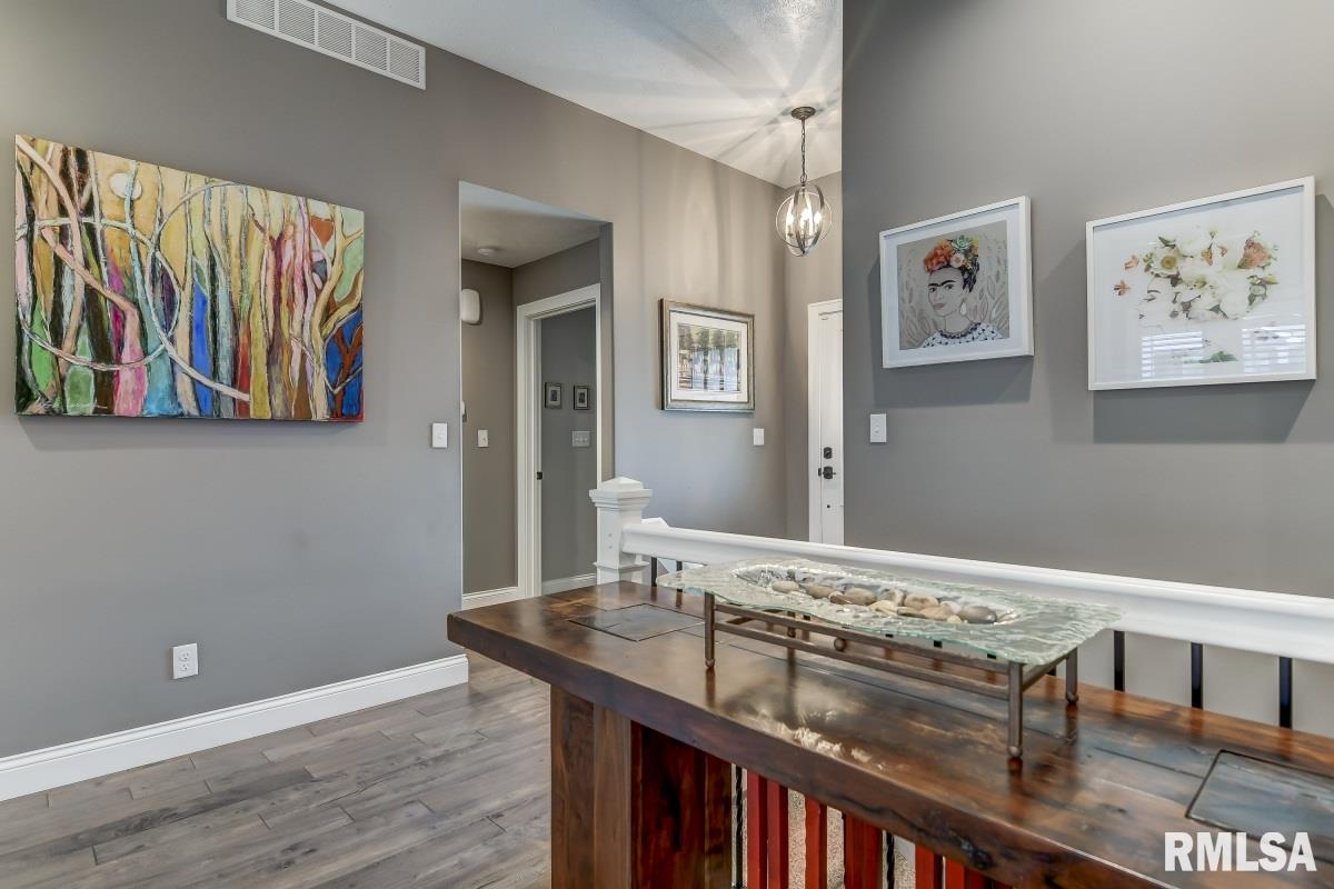 4829 Chestnut Drive Springfield, IL 62711 - Photo 3 of 44 Gallery Image 3