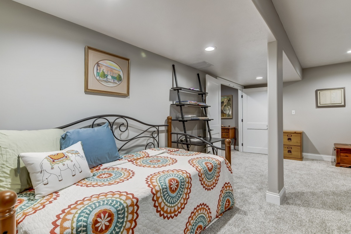 4829 Chestnut Drive Springfield, IL 62711 - Photo 31 of 44 Gallery Image 31