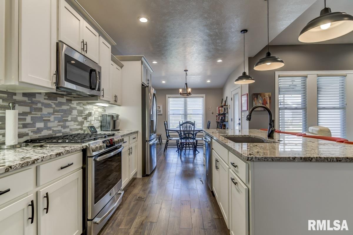4829 Chestnut Drive Springfield, IL 62711 - Photo 10 of 44 Gallery Image 10