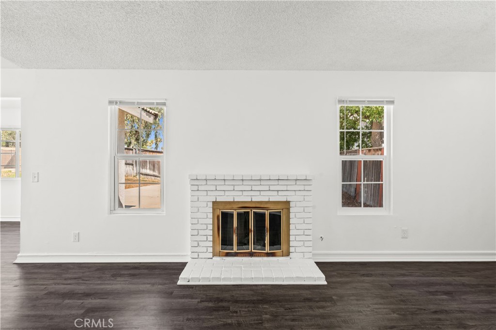 27394 Rustic Lane Highland, CA 92346 - Photo 8 of 41
