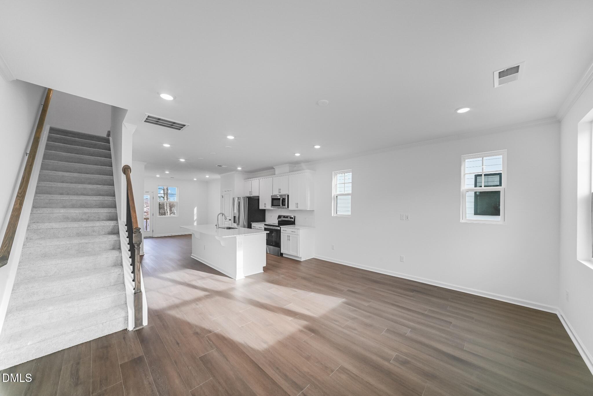 3607 Elm Grv Lane Raleigh, NC 27604 - Photo 3 of 31 SUN_ElmGrove_Pic_Wyatt_QMI_4_Great_6of6