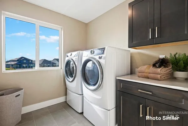 $442,900 | 1833 North Big Star Avenue, Eagle, ID 83616