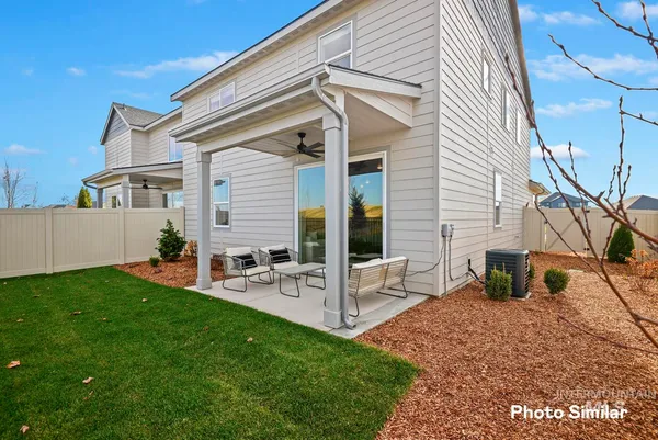 $442,900 | 1833 North Big Star Avenue, Eagle, ID 83616