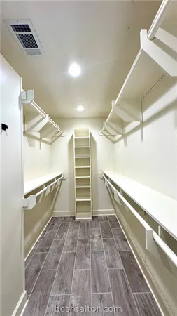 $410,000 | 3811 Carter Creek Parkway, Bryan, TX 77802