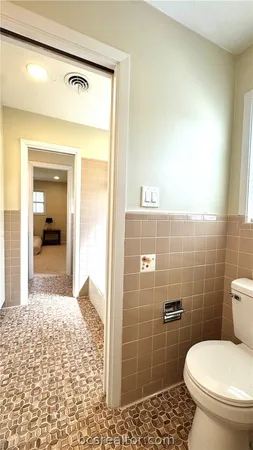 $410,000 | 3811 Carter Creek Parkway, Bryan, TX 77802