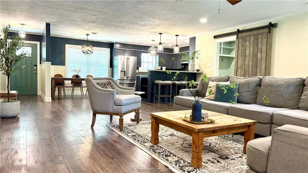 $410,000 | 3811 Carter Creek Parkway, Bryan, TX 77802