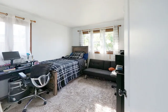 $335,000 | 2503 Fulle Street, Rolling Meadows, IL 60008