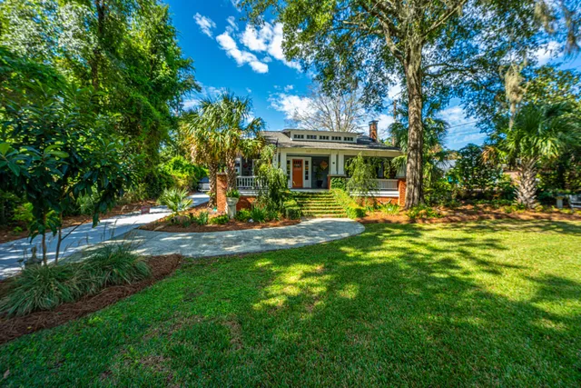 $820,000 | 117 Fishburne Street, Walterboro, SC 29488