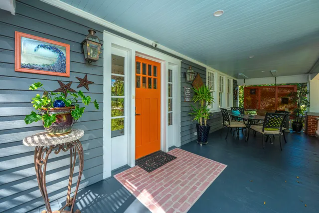 $820,000 | 117 Fishburne Street, Walterboro, SC 29488