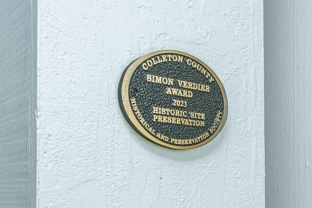 $820,000 | 117 Fishburne Street, Walterboro, SC 29488