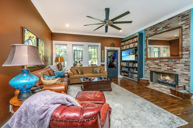 $820,000 | 117 Fishburne Street, Walterboro, SC 29488