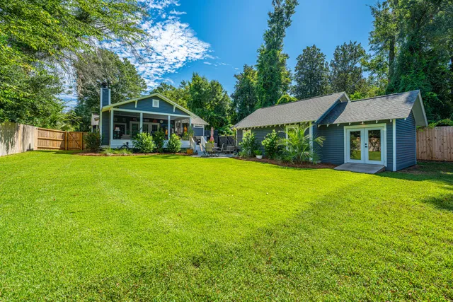 $820,000 | 117 Fishburne Street, Walterboro, SC 29488