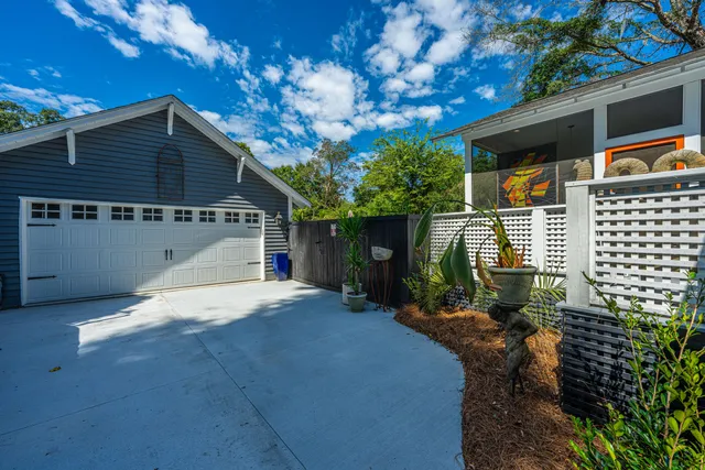 $820,000 | 117 Fishburne Street, Walterboro, SC 29488